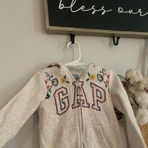 Baby gap hoodie  size 4